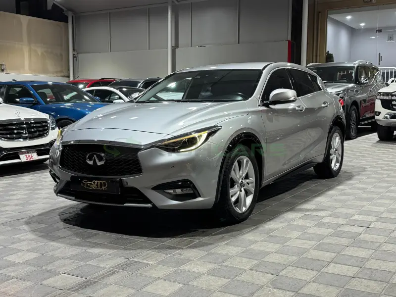  Infiniti Q 